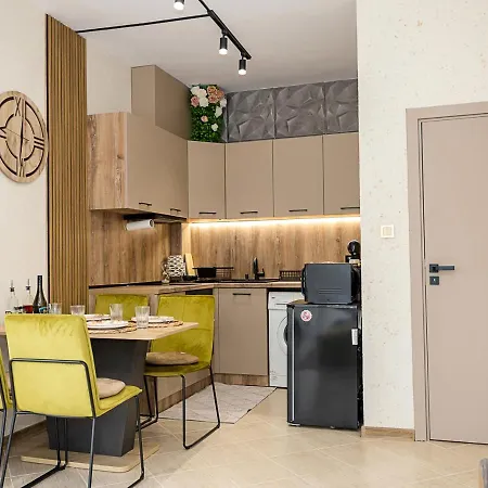 Апартамент Stylish Flat With Free Pool Access, Bendita Mare By Flat Mаnаger *